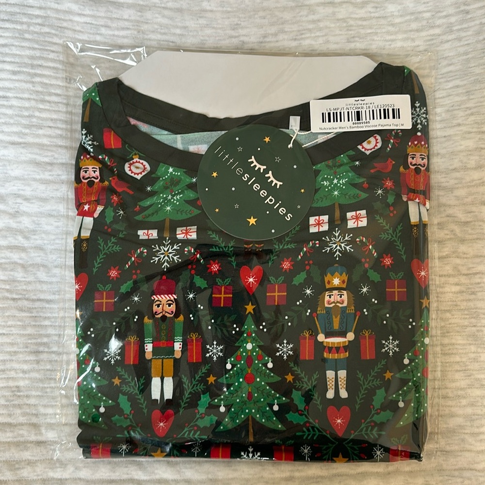 Men’s Little Sleepies Night at the Nutcracker Pajama Top size Medium